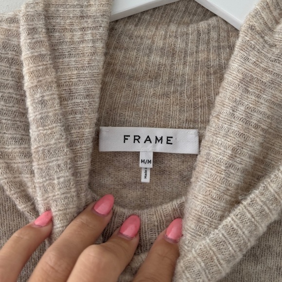 FRAME Swingy Turtleneck Cream Puff Sleeve Sweater M - Picture 5 of 6